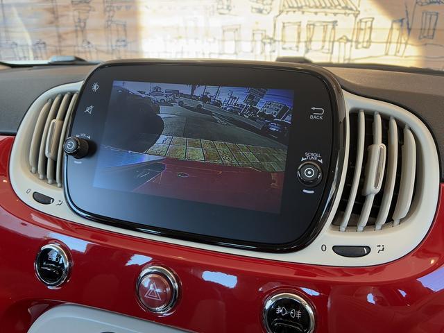 500C ツインエア ドルチェヴィータ ワンオーナー ベージュ幌 TEZZOスポーツマフラー 7インチユーコネクト カープレイ対応 バックカメラ ハーフレザーシート 純正16インチAW キセノンヘッドライト アイドリングストップ(9枚目)