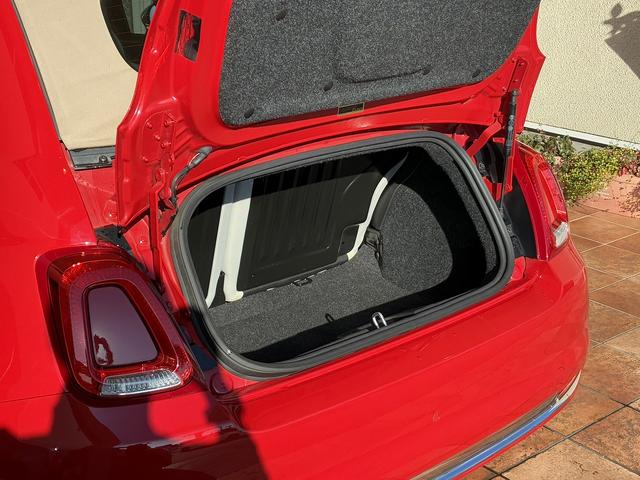 500C ツインエア ドルチェヴィータ ワンオーナー ベージュ幌 TEZZOスポーツマフラー 7インチユーコネクト カープレイ対応 バックカメラ ハーフレザーシート 純正16インチAW キセノンヘッドライト アイドリングストップ(46枚目)