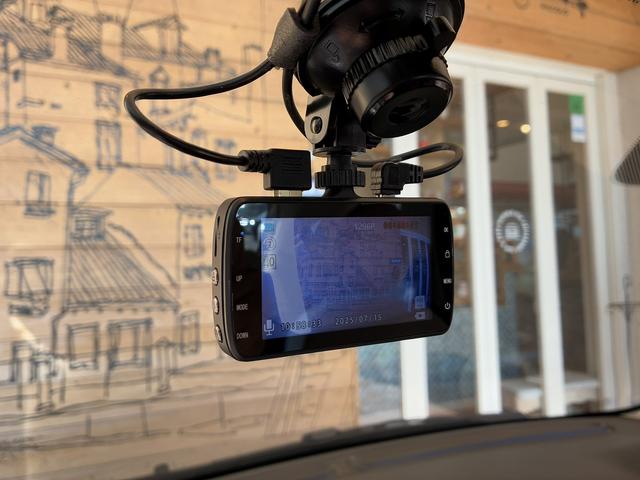 ５００ パステロ　３００台限定　ニューエイジクリーム（限定１４０台）　タイベル交換済　ホワイト＆クローム仕上ホイールキャップ　ホワイトドアミラー＆アンテナ　カロッツェリアオーディオ　バックカメラ　純正１４インチホイール（47枚目）