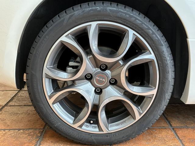 �ЊO�P�U�C���`�`�v�A�X�^�b�h���X�^�C�������ς݁i�����L��j