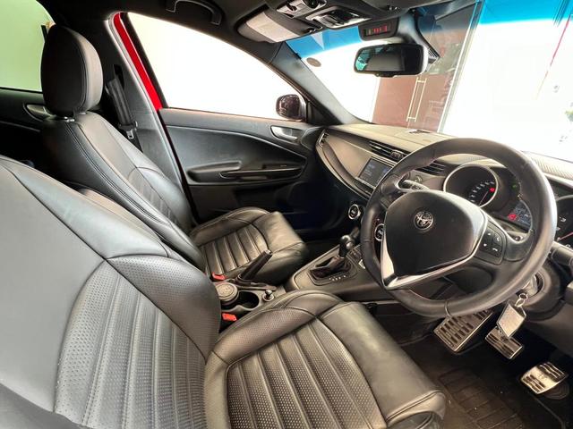 ジュリエッタ ヴェローチェ 1750 TBI 禁煙 最終型 認定中古保証 整備(2枚目)