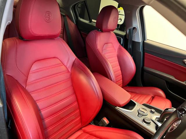 ALFA ROMEO GIULIA VELOCE