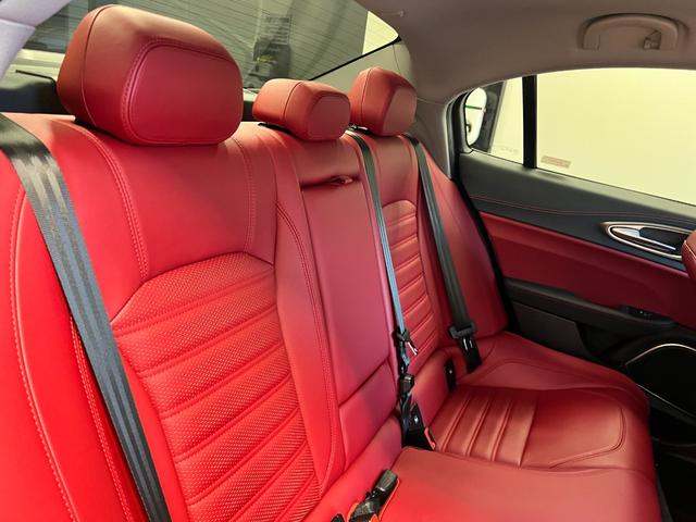 ALFA ROMEO GIULIA VELOCE