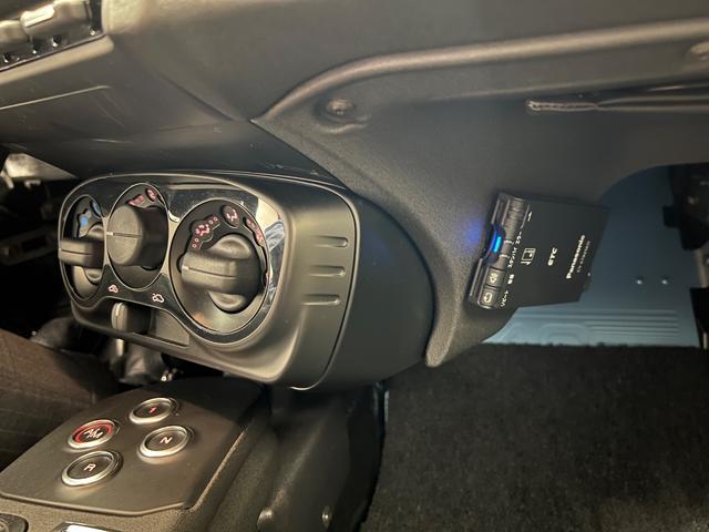 4C ベースグレード 左ハンドル 禁煙 スポーツPKG レザーPKG ガレージ保管(55枚目)