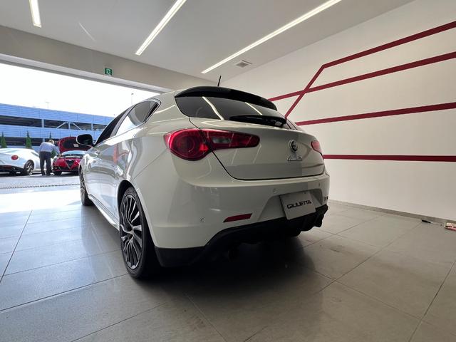 ジュリエッタ 本革 左ハンドル マニュアル(7枚目)