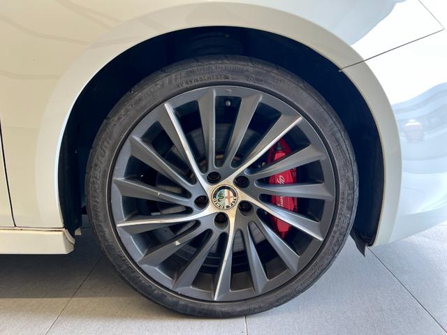 ジュリエッタ 本革 左ハンドル マニュアル(13枚目)