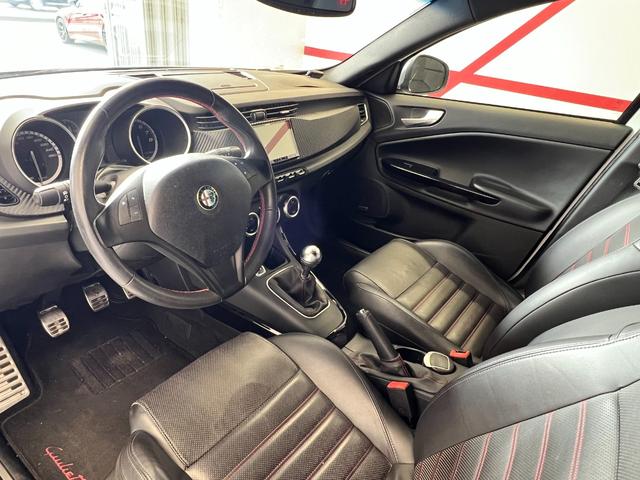 ジュリエッタ 本革 左ハンドル マニュアル(17枚目)