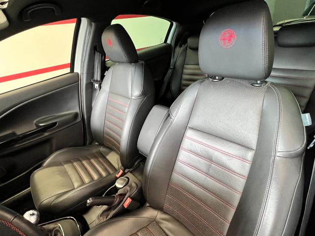 ジュリエッタ 本革 左ハンドル マニュアル(29枚目)