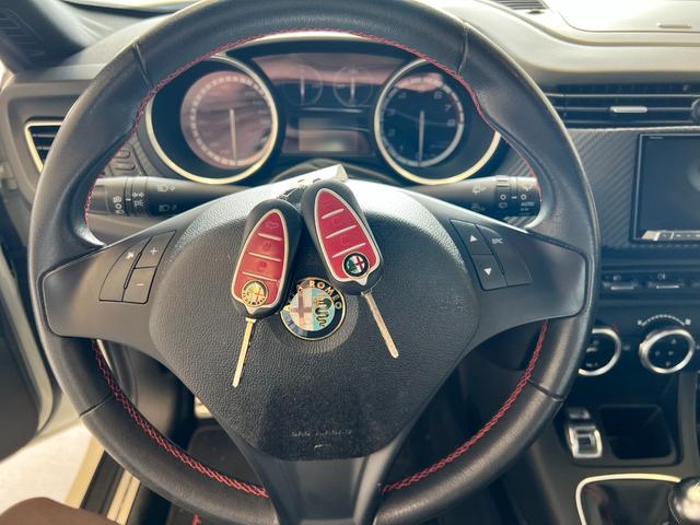 ジュリエッタ 本革 左ハンドル マニュアル(38枚目)