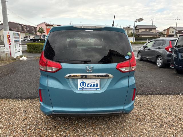 フリード＋ Ｇ・ホンダセンシング　衝突被害軽減機能付き、純正ナビ、ＴＶ、バックカメラ、ＥＴＣ、両側パワースライドドア、スマートキー、新品バッテリー付き（3枚目）