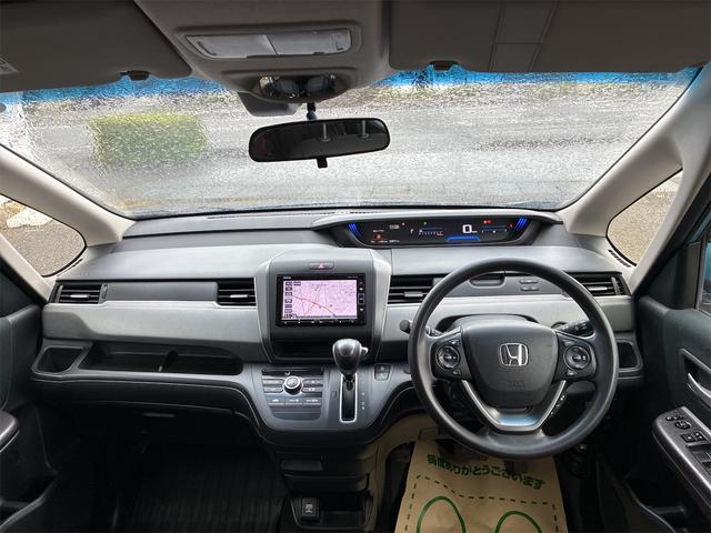 フリード＋ Ｇ・ホンダセンシング　衝突被害軽減機能付き、純正ナビ、ＴＶ、バックカメラ、ＥＴＣ、両側パワースライドドア、スマートキー、新品バッテリー付き（16枚目）