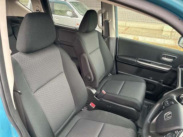 フリード＋ Ｇ・ホンダセンシング　衝突被害軽減機能付き、純正ナビ、ＴＶ、バックカメラ、ＥＴＣ、両側パワースライドドア、スマートキー、新品バッテリー付き（31枚目）