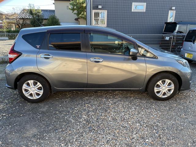 ノート Ｘ　衝突被害軽減装置付き、純正ナビ、ＴＶ、バックカメラ、ＥＴＣ、ドラレコ、スマートキー、バッテリー新品交換付（4枚目）