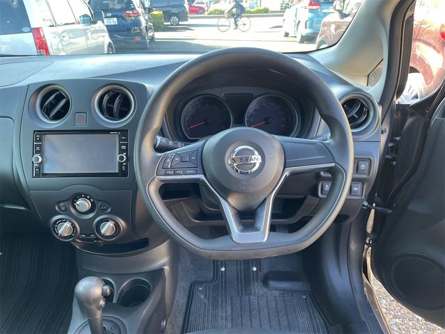 ノート Ｘ　衝突被害軽減装置付き、純正ナビ、ＴＶ、バックカメラ、ＥＴＣ、ドラレコ、スマートキー、バッテリー新品交換付（11枚目）