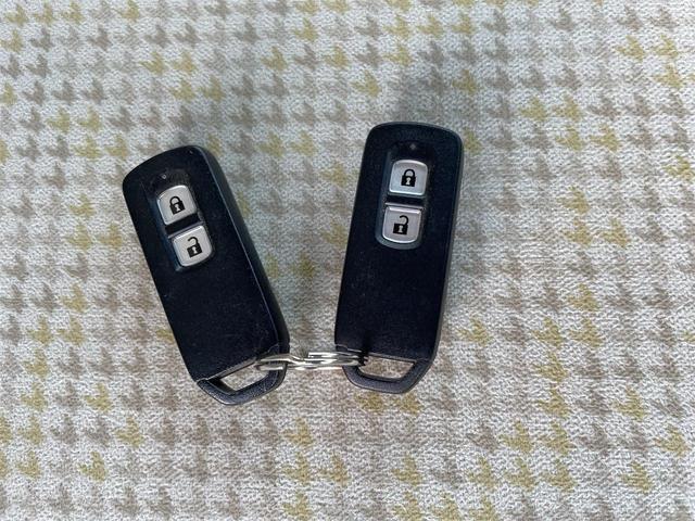 Ｎ－ＯＮＥ Ｇ・Ｌパッケージ　グー保証、一年間、走行距離無制限付、グー故障診断付き、純正ナビ、ＴＶ、バックモニター、ＥＴＣ、スマートキー、バッテリー新品交換付（52枚目）