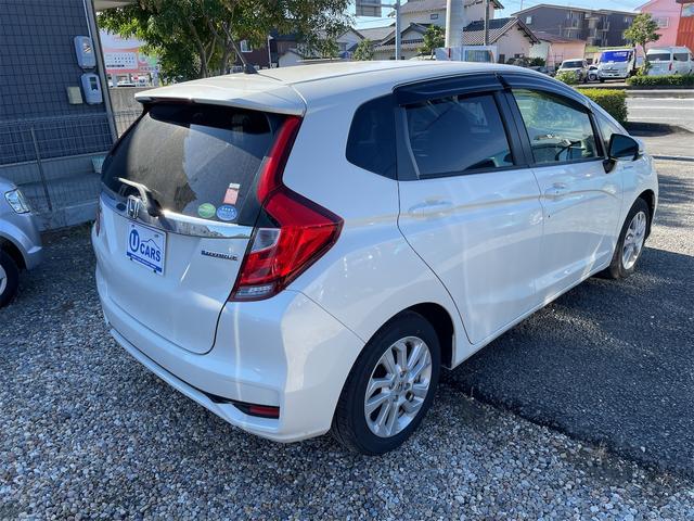 フィットハイブリッド Ｌ　ホンダセンシング　グー保証、一年間、走行距離無制限付、グー故障診断付き、衝突軽減装置付き、純正ナビ、ＴＶ、バックカメラ、ＥＴＣ、スマートキー、バッテリー新品交換付（8枚目）