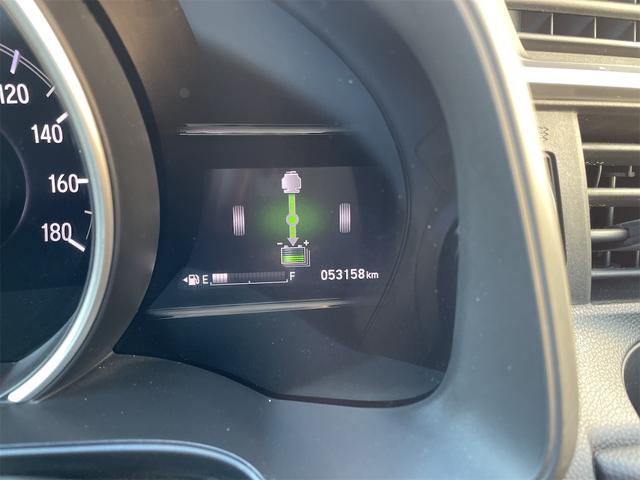 フィットハイブリッド Ｌ　ホンダセンシング　グー保証、一年間、走行距離無制限付、グー故障診断付き、衝突軽減装置付き、純正ナビ、ＴＶ、バックカメラ、ＥＴＣ、スマートキー、バッテリー新品交換付（18枚目）