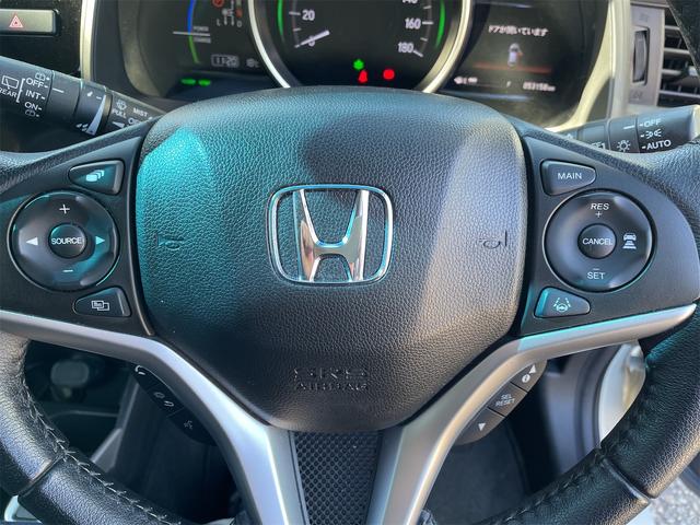 フィットハイブリッド Ｌ　ホンダセンシング　グー保証、一年間、走行距離無制限付、グー故障診断付き、衝突軽減装置付き、純正ナビ、ＴＶ、バックカメラ、ＥＴＣ、スマートキー、バッテリー新品交換付（27枚目）