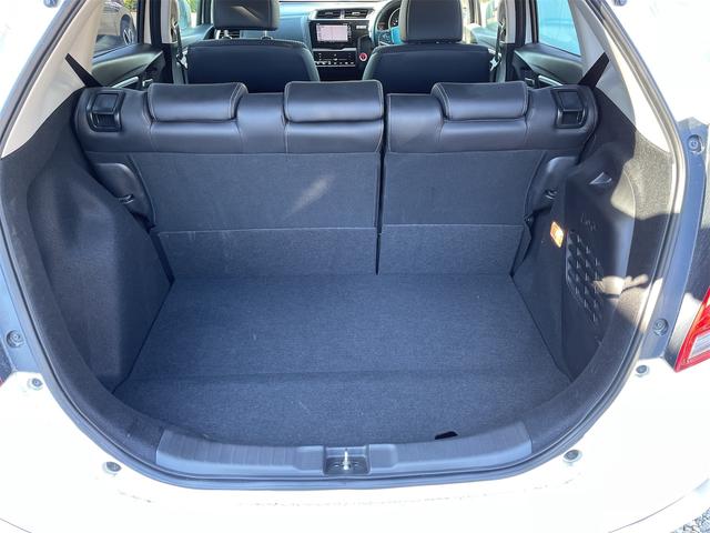 フィットハイブリッド Ｌ　ホンダセンシング　グー保証、一年間、走行距離無制限付、グー故障診断付き、衝突軽減装置付き、純正ナビ、ＴＶ、バックカメラ、ＥＴＣ、スマートキー、バッテリー新品交換付（47枚目）