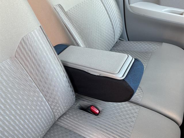 �^�]�ȃA�[�����X�g����