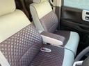 運転席アームレストあり