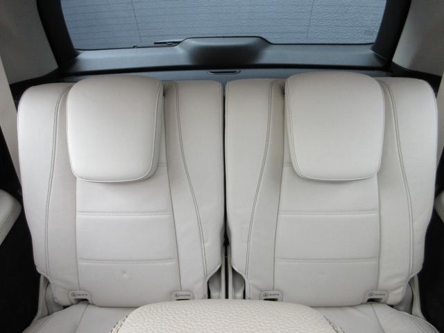 ＧＬＳ ＧＬＳ４００ｄ　４マチック　ＡＭＧライン　ワンオーナー　マキアートベージュレザーシート　ブラウンウォールナットウッドトリム　パノラマサンルーフ　ＡＭＧスタイリングＰ　ＡＭＧ２１ＡＷ　Ｂｕｒｍｅｓｔｅｒ　純正前後ドラレコ　禁煙車（27枚目）