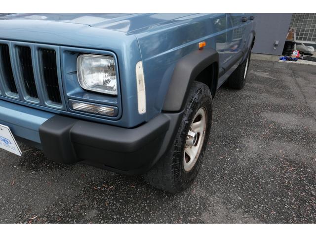 ジープ・チェロキー スポーツ　チェロキースポーツ　４ＷＤ　モケットシート（24枚目）