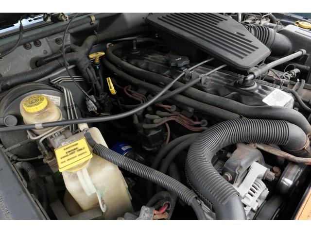 ジープ・チェロキー スポーツ　チェロキースポーツ　４ＷＤ　モケットシート（34枚目）