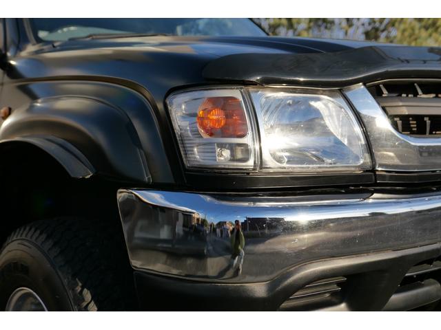 ハイラックス 　リフトアップ　全塗装　ブルートゥース　ナビ（15枚目）
