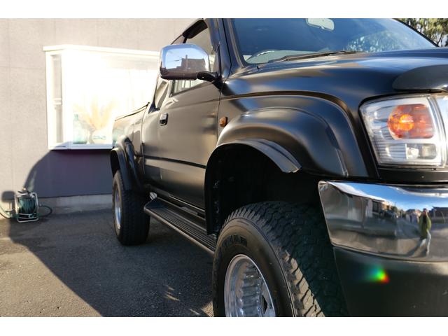 ハイラックス 　リフトアップ　全塗装　ブルートゥース　ナビ（16枚目）