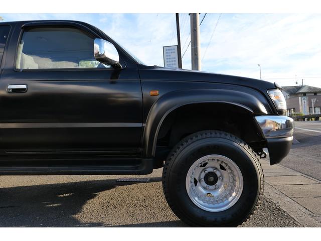 ハイラックス 　リフトアップ　全塗装　ブルートゥース　ナビ（20枚目）