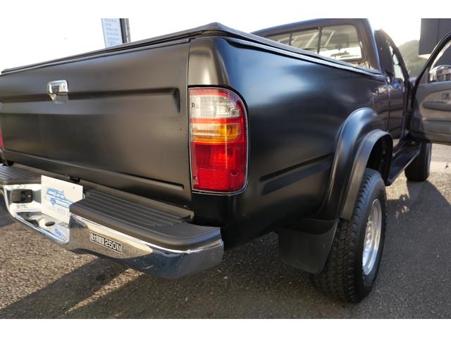 ハイラックス 　リフトアップ　全塗装　ブルートゥース　ナビ（37枚目）