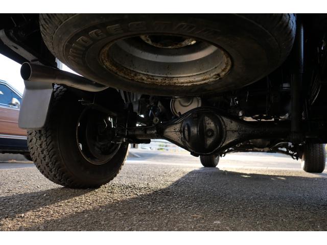 ハイラックス 　リフトアップ　全塗装　ブルートゥース　ナビ（40枚目）