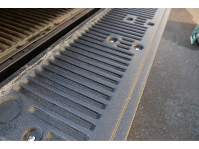 ハイラックス 　リフトアップ　全塗装　ブルートゥース　ナビ（49枚目）