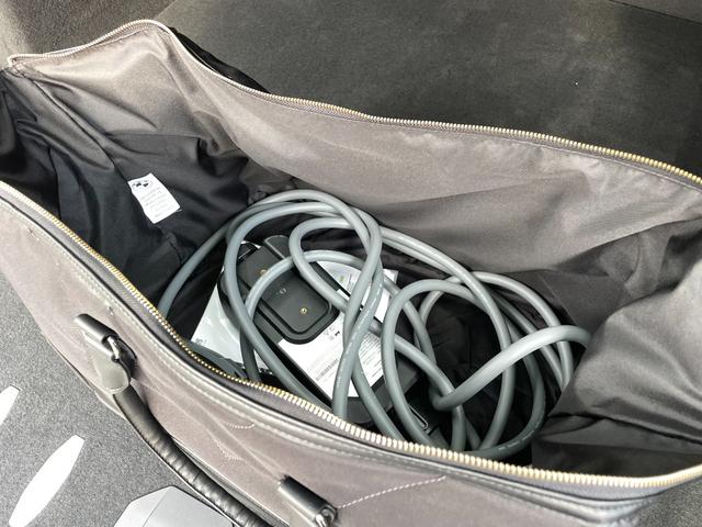 ＸＭ ベースグレード　弊社デモカー　ベースグレード　ブラックレザー　２３ＡＷ　Ｂｏｗｅｒｓ＆Ｗｉｌｋｉｎｓ　プリズムルーフ　　全周囲カメラ　ヘッドアップディスプレイ　前後センサー　シートヒーター／クーラー　シートマッサージ（66枚目）