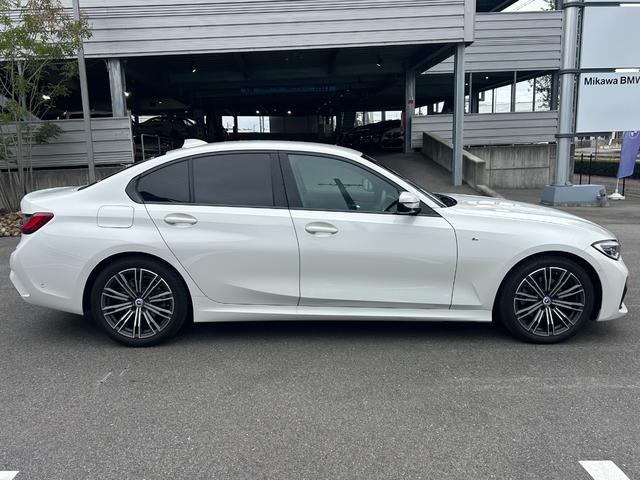 ３シリーズ ３２０ｄ　ｘＤｒｉｖｅ　Ｍスポーツ　弊社買取車　アダプティブクルーズコントロール　マトリクスＬＥＤヘッドライト　シートヒーター　パワーバックドア　前後ドライブレコーダー　社外フルセグＴＶチューナー　純正１８インチＡＷ（9枚目）