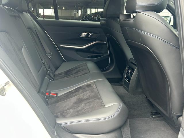 ３シリーズ ３２０ｄ　ｘＤｒｉｖｅ　Ｍスポーツ　弊社買取車　アダプティブクルーズコントロール　マトリクスＬＥＤヘッドライト　シートヒーター　パワーバックドア　前後ドライブレコーダー　社外フルセグＴＶチューナー　純正１８インチＡＷ（47枚目）