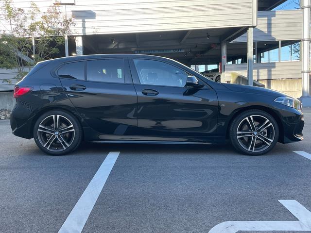 １シリーズ １１８ｄ　Ｍスポーツ　当社試乗車　ブラックレザー内装　前席左右シートヒーターＡｐｐｌｅＣａｒＰｌａｙ　ワイヤレスチャージング　アクティブクルーズコントロール　電動テールゲート　純正１８インチアルミ（12枚目）