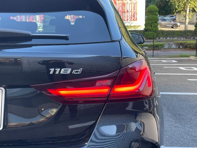１シリーズ １１８ｄ　Ｍスポーツ　当社試乗車　ブラックレザー内装　前席左右シートヒーターＡｐｐｌｅＣａｒＰｌａｙ　ワイヤレスチャージング　アクティブクルーズコントロール　電動テールゲート　純正１８インチアルミ（15枚目）