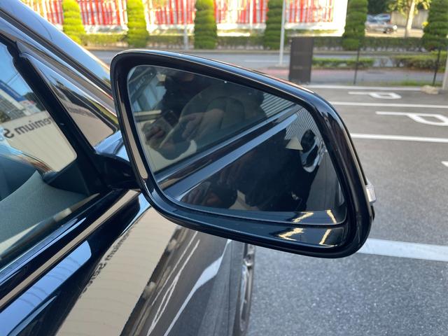 １シリーズ １１８ｄ　Ｍスポーツ　当社試乗車　ブラックレザー内装　前席左右シートヒーターＡｐｐｌｅＣａｒＰｌａｙ　ワイヤレスチャージング　アクティブクルーズコントロール　電動テールゲート　純正１８インチアルミ（18枚目）