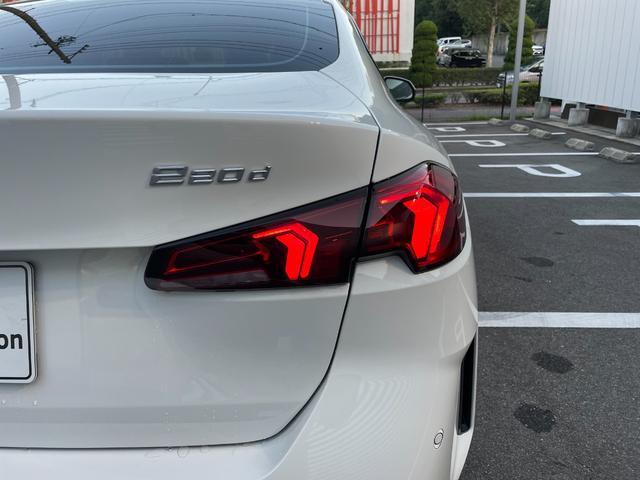 2シリーズ 220dグランクーペ Mスポーツ 買取車 テクノロジーパッケージ アダプティブMサスペンション 前席左右シートヒーター アダプティブLEDヘッドライト 360°ビュー ヘッドっプディスプレイ(15枚目)