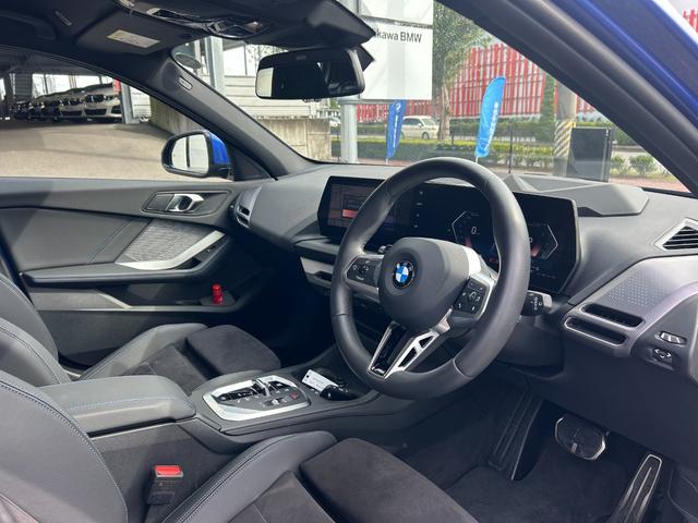 1シリーズ 120 Mスポーツ 弊社買取車両 テクノロジーパッケージ Mスポーツパッケージ ヘッドアップディスプレイ ハーフレザーシート アダプティブLEDヘッドライト 電動テールゲート キック開閉 コンフォートアクセス(19枚目)