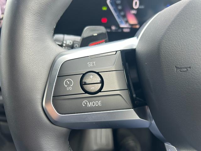 1シリーズ 120 Mスポーツ 弊社買取車両 テクノロジーパッケージ Mスポーツパッケージ ヘッドアップディスプレイ ハーフレザーシート アダプティブLEDヘッドライト 電動テールゲート キック開閉 コンフォートアクセス(23枚目)