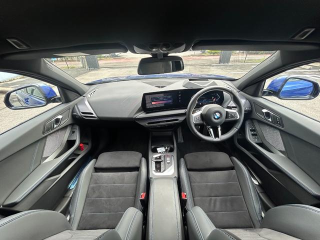 1シリーズ 120 Mスポーツ 弊社買取車両 テクノロジーパッケージ Mスポーツパッケージ ヘッドアップディスプレイ ハーフレザーシート アダプティブLEDヘッドライト 電動テールゲート キック開閉 コンフォートアクセス(27枚目)