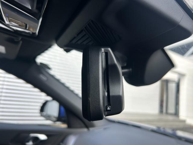 1シリーズ 120 Mスポーツ 弊社買取車両 テクノロジーパッケージ Mスポーツパッケージ ヘッドアップディスプレイ ハーフレザーシート アダプティブLEDヘッドライト 電動テールゲート キック開閉 コンフォートアクセス(42枚目)