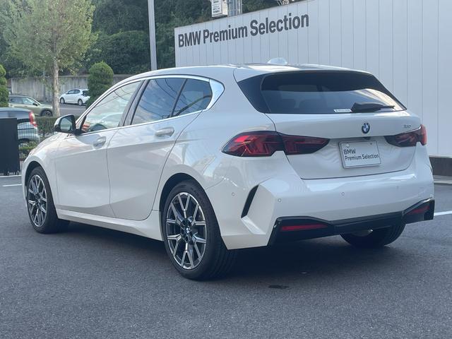 １シリーズ １２０　ハイラインパッケージ　弊社試乗車　ハイラインパッケージ　テクノロジーパッケージ　シートヒーター　禁煙車　電動トランク　全周囲カメラ　アクティブクルーズコントロール　デモカー　トップビューカメラ（9枚目）