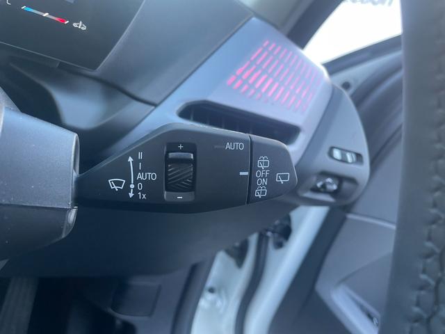 １シリーズ １２０　ハイラインパッケージ　弊社試乗車　ハイラインパッケージ　テクノロジーパッケージ　シートヒーター　禁煙車　電動トランク　全周囲カメラ　アクティブクルーズコントロール　デモカー　トップビューカメラ（26枚目）