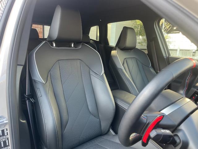 Ｘ３ Ｍ５０　ｘＤｒｉｖｅ　当社試乗車　トップビューカメラ　禁煙車　ＥＴＣ　全周囲カメラ　ガラスサンルーフ　パーキングアシスト　前車追従機能　黒革シート（20枚目）
