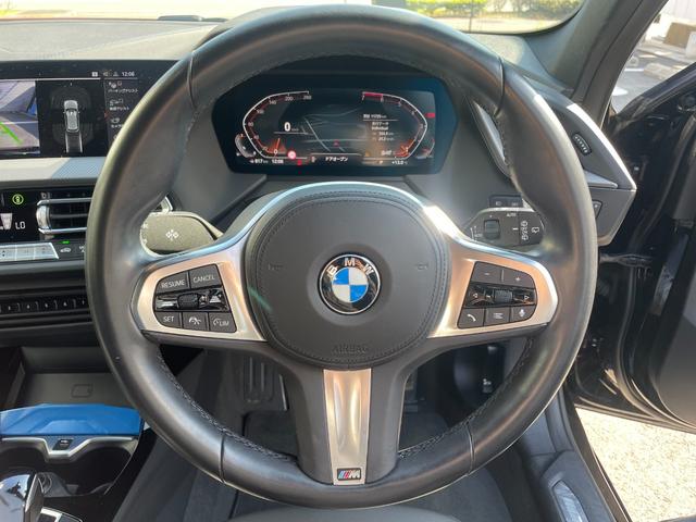 １シリーズ １１８ｉ　Ｍスポーツ　買取車　レンタアップ　ＡｐｐｌｅＣａｒＰｌａｙ　アクティブクルーズコントロール　電動テールゲート　純正１８イインチアルミ　ブルートゥース　コーナーセンサー　自動駐車　ＥＴＣ車載器　ハイビームアシスト（21枚目）