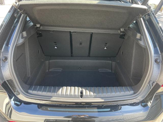 １シリーズ １１８ｉ　Ｍスポーツ　買取車　レンタアップ　ＡｐｐｌｅＣａｒＰｌａｙ　アクティブクルーズコントロール　電動テールゲート　純正１８イインチアルミ　ブルートゥース　コーナーセンサー　自動駐車　ＥＴＣ車載器　ハイビームアシスト（40枚目）